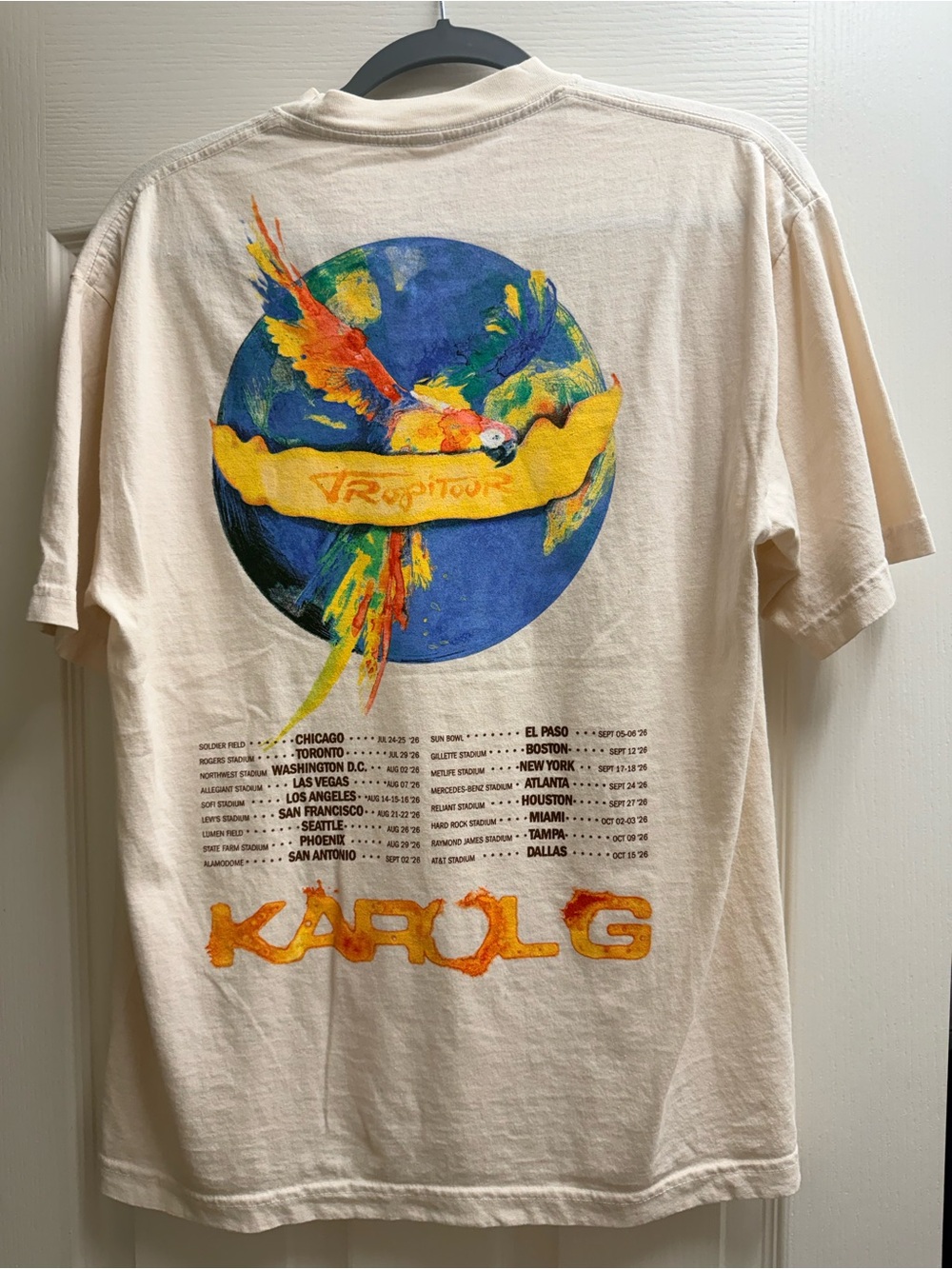 BRAND NEW Karol G Viajando Por el Mundo Tropitour Shirt
